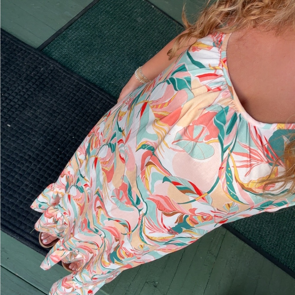 Vestique Multicolor Floral Dress